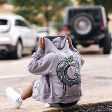 Load image into Gallery viewer, GREY JACKET PHOTO 1
